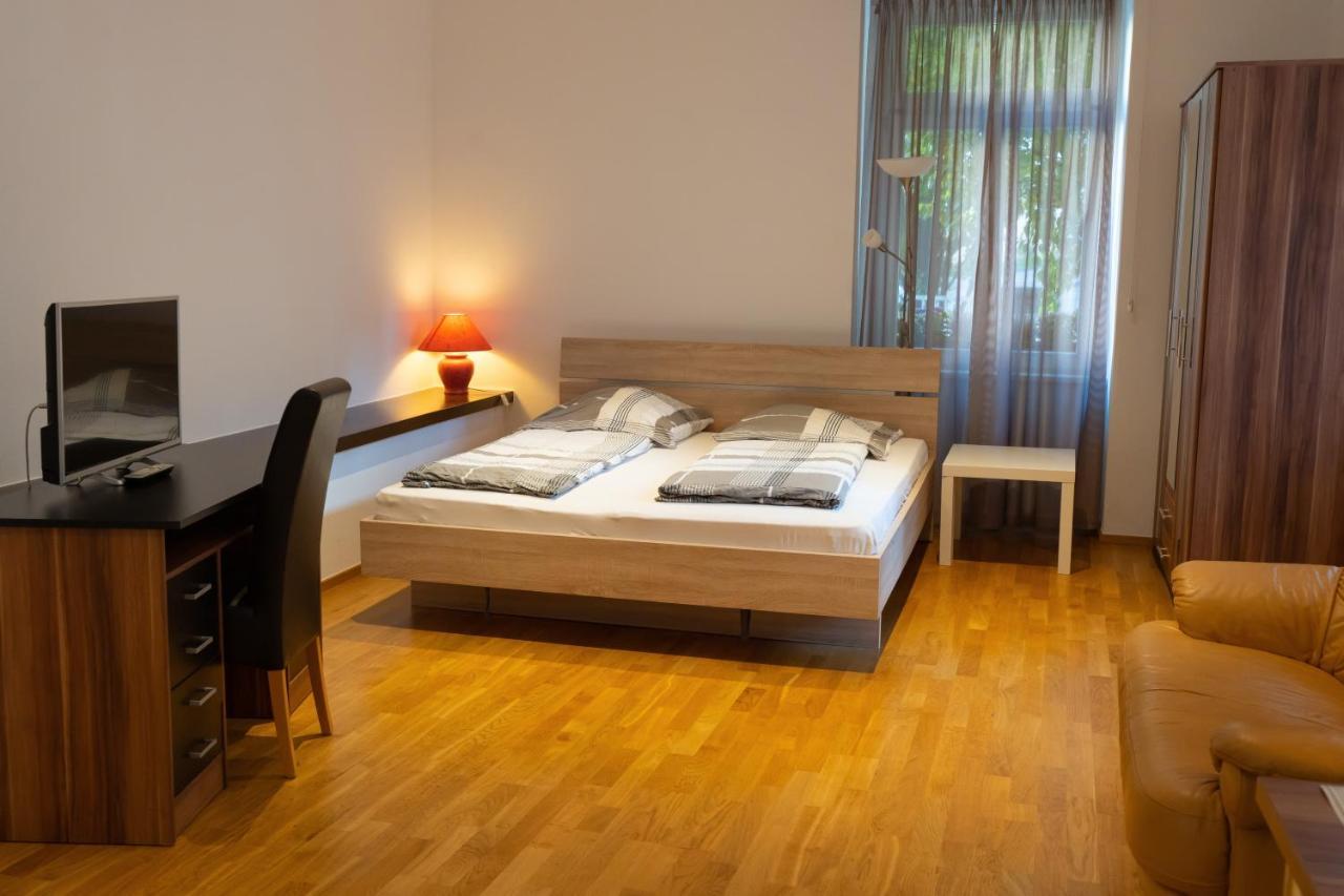 Ferienwohnung Baden Baden *